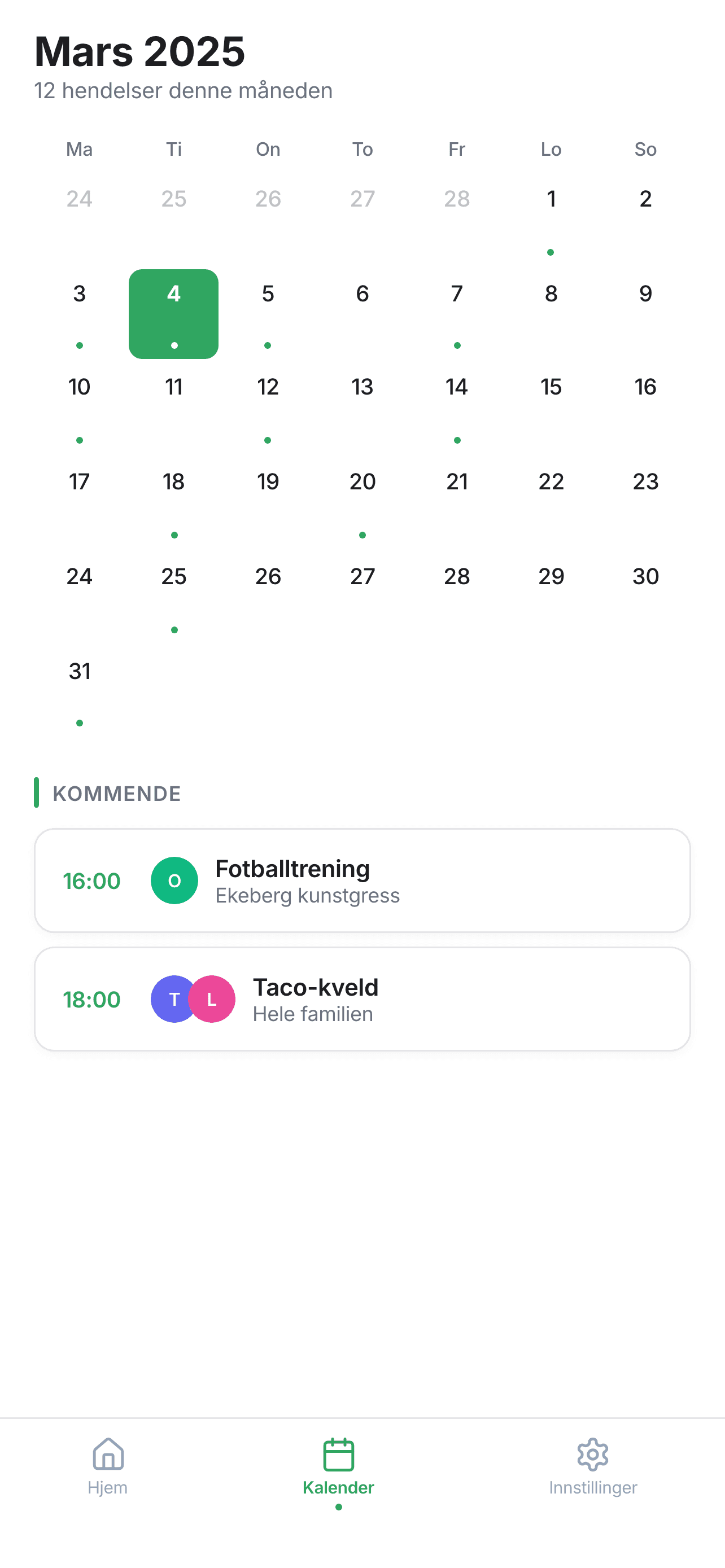Månedsvisning med fargelagte hendelser